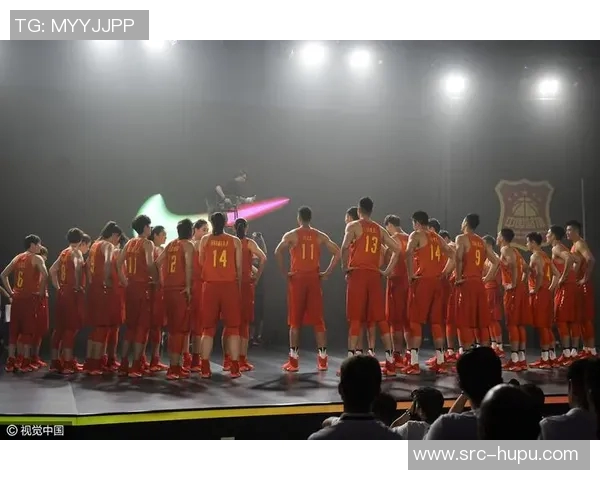 阿联已为中国篮球倾其所有，巨人倒下未来由谁扛旗